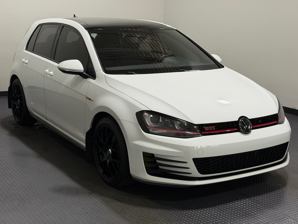 2016 Volkswagen GTI Image 4