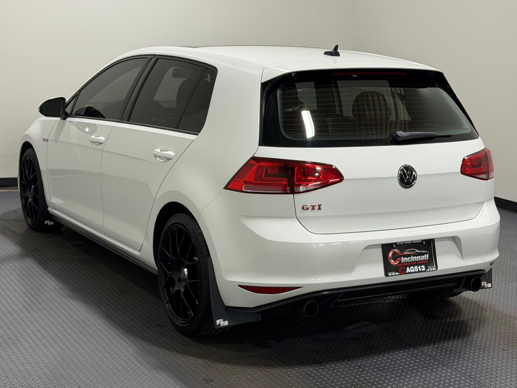 2016 Volkswagen GTI Image 7