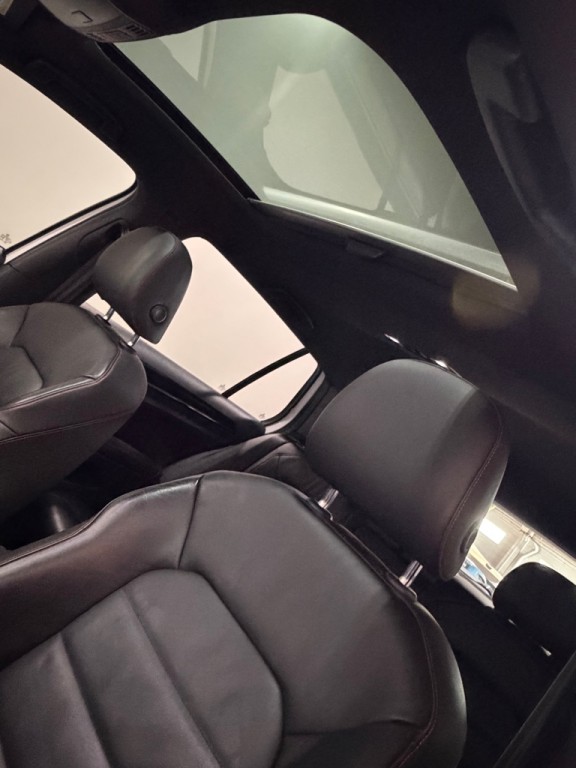 2016 Volkswagen GTI Image 16