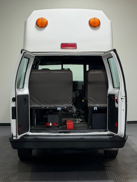 2013 Ford Econoline Image 13