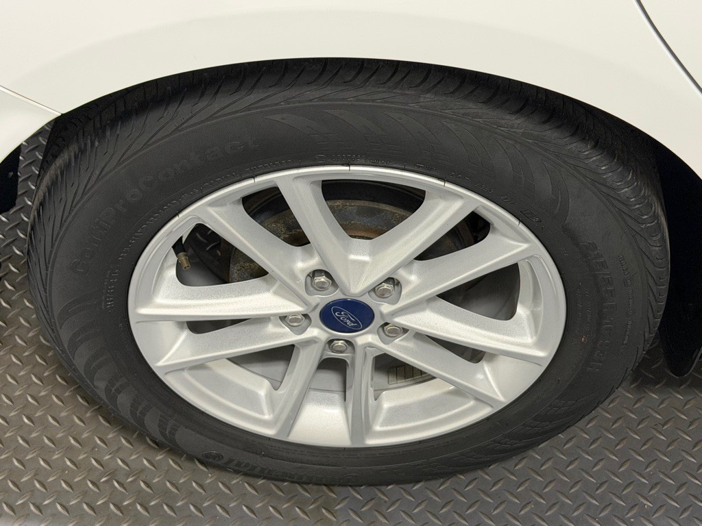 2018 Ford Focus Image 18