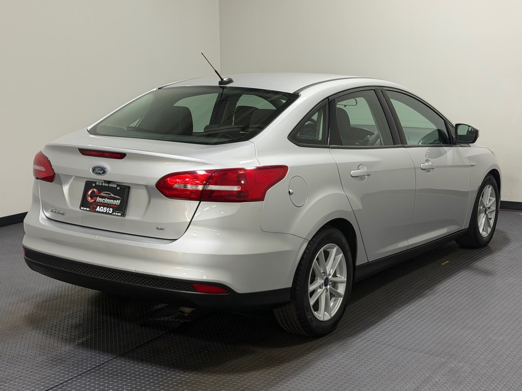 2017 Ford Focus Image 5