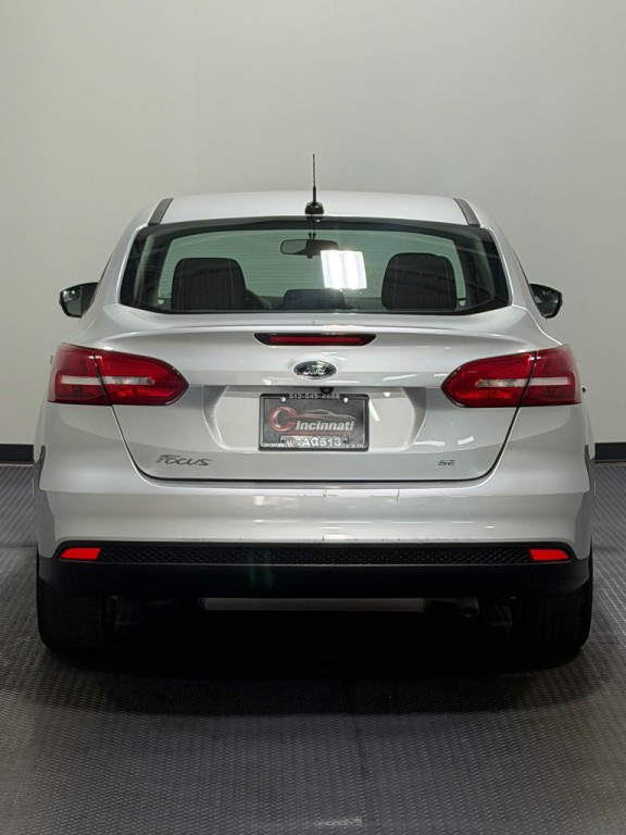 2017 Ford Focus Image 6