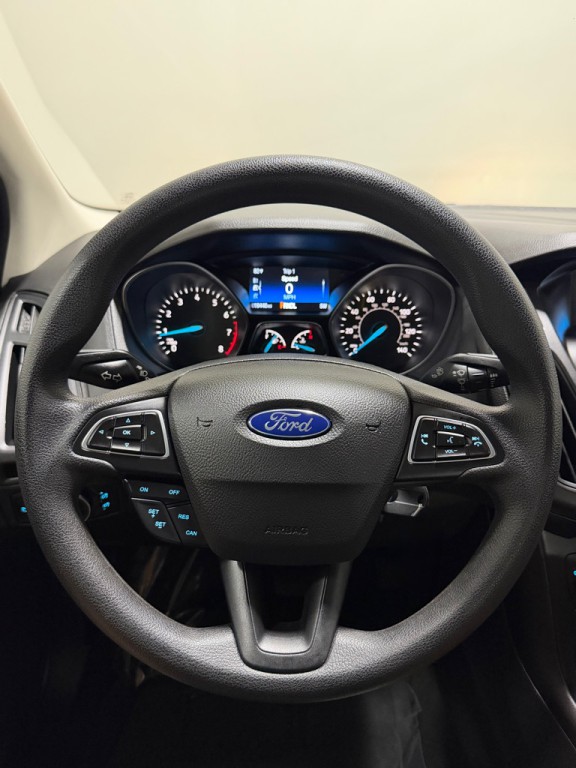 2017 Ford Focus Image 15