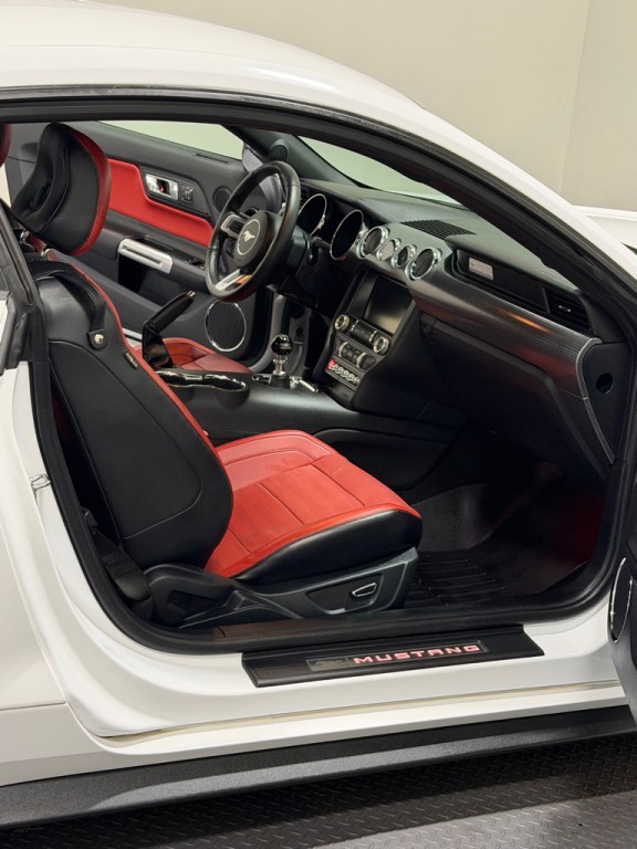 2015 Ford Mustang Image 9