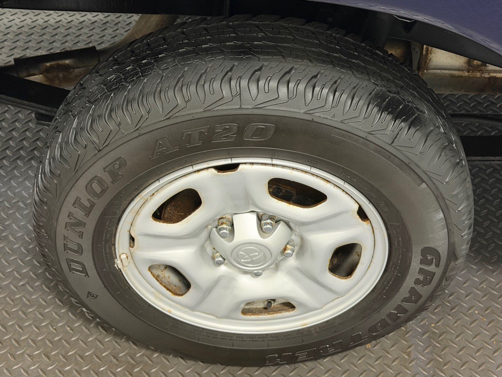 2012 Toyota Tacoma Image 17