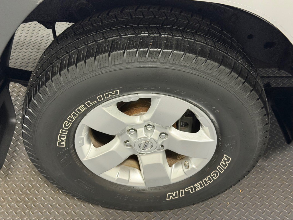 2012 Nissan Xterra Image 17