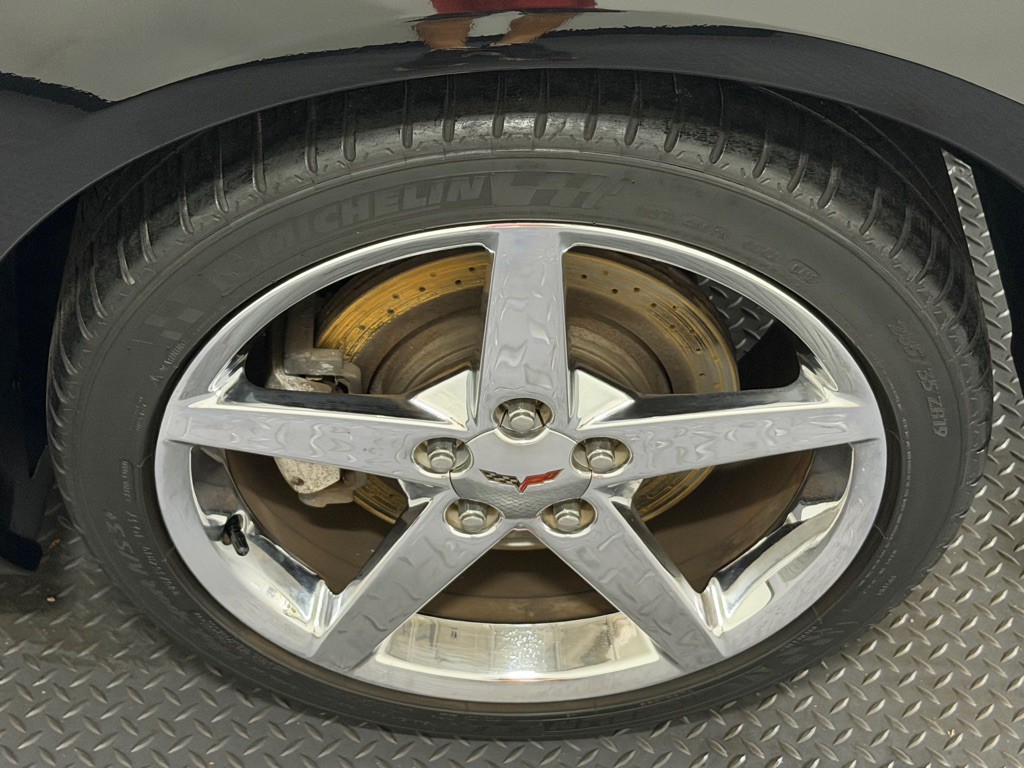 2007 Chevrolet Corvette Image 17