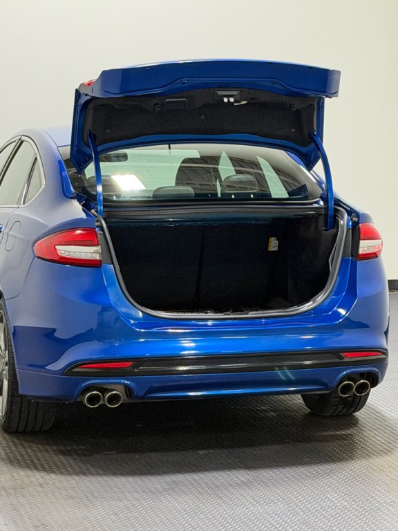 2017 Ford Fusion Image 12
