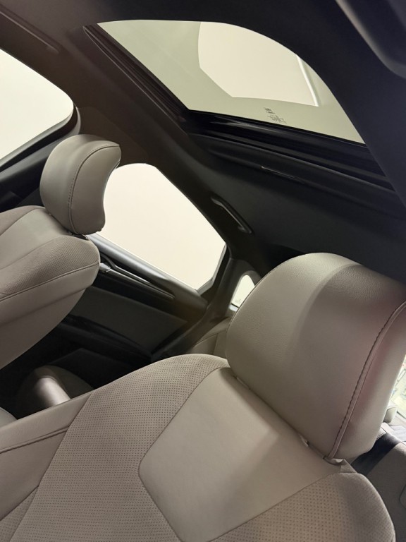 2017 Ford Fusion Image 16