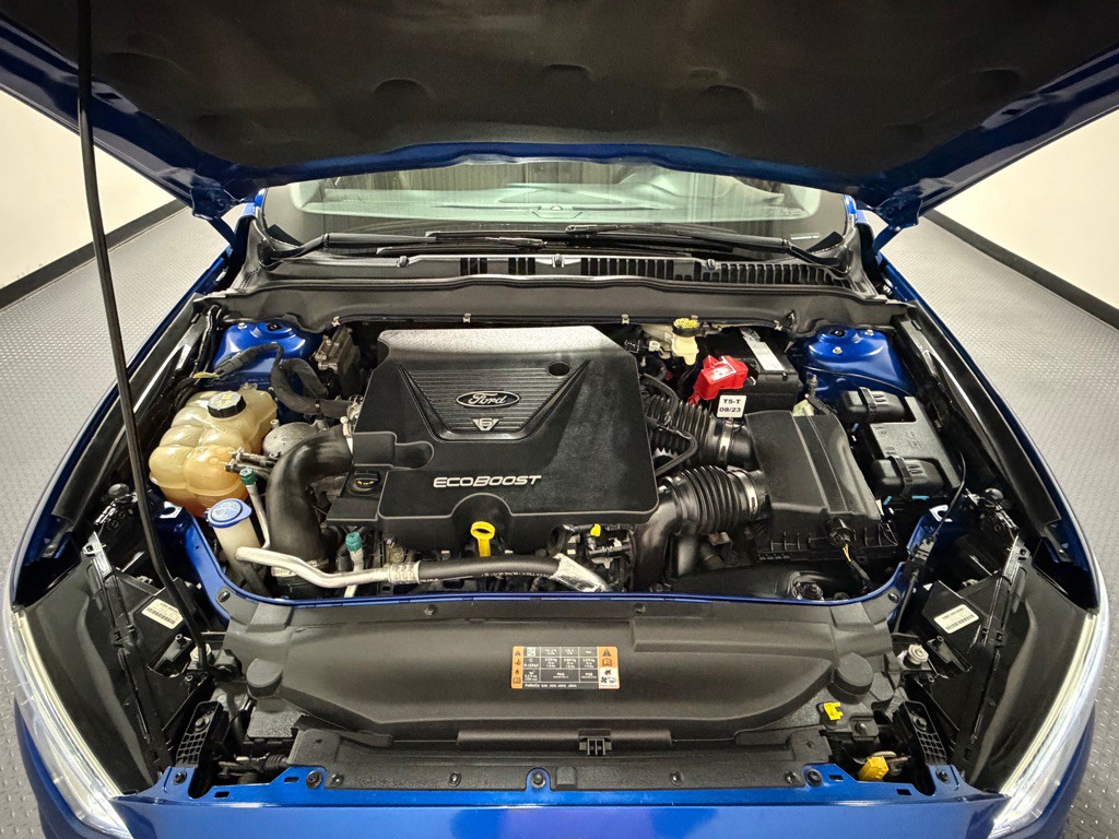 2017 Ford Fusion Image 17
