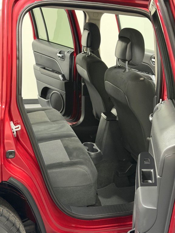 2015 Jeep Patriot Image 10