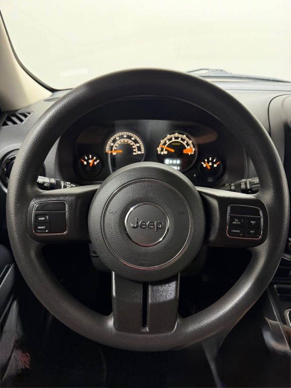 2015 Jeep Patriot Image 15