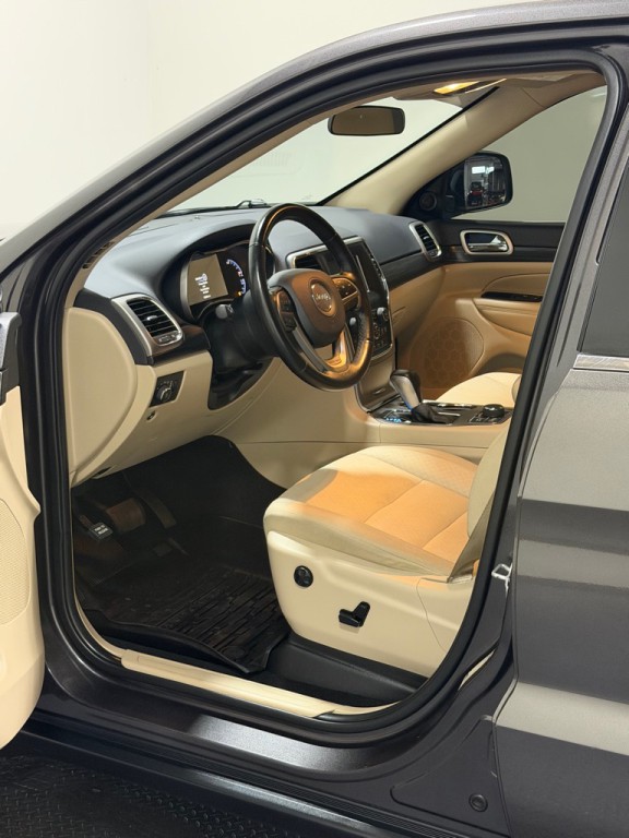 2020 Jeep Grand Cherokee Image 8