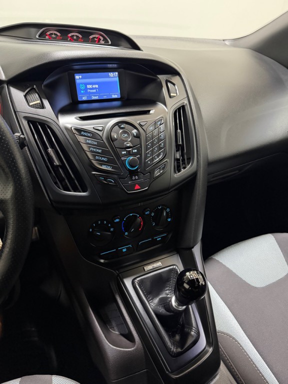 2014 Ford Focus Image 13