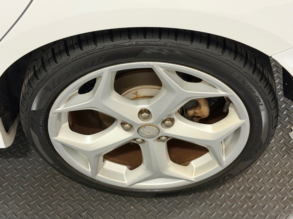2014 Ford Focus Image 19