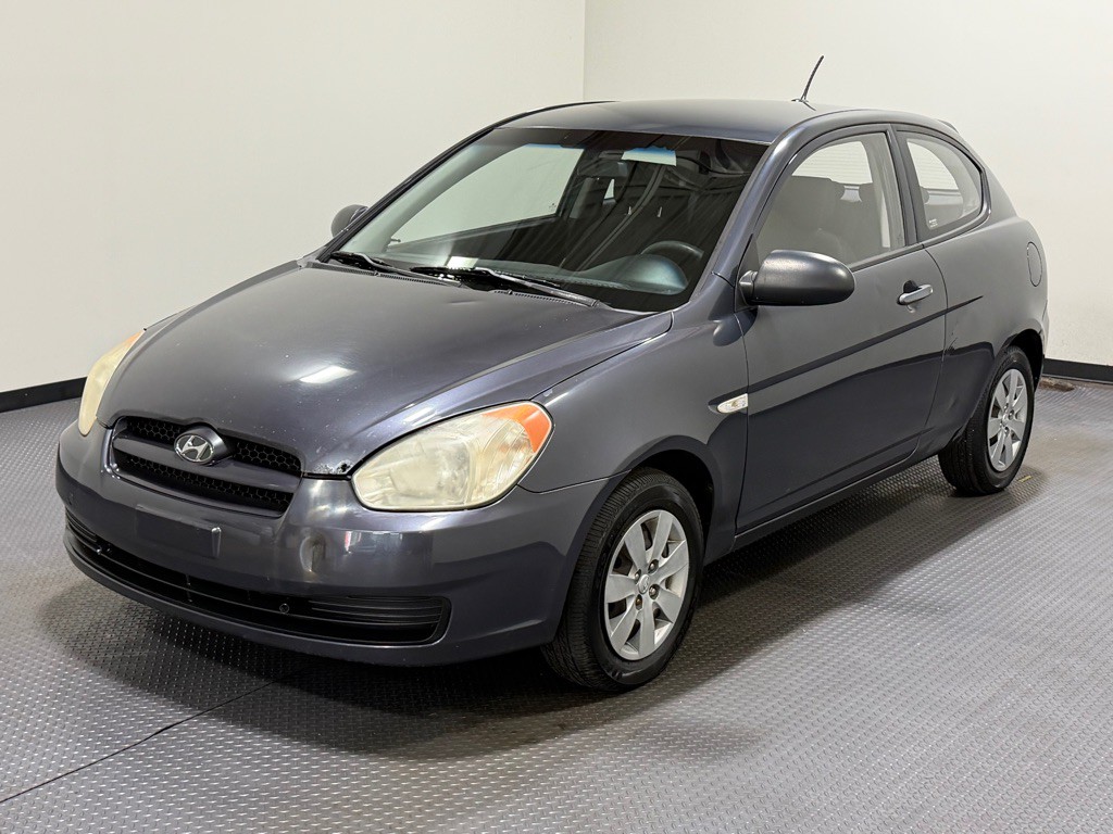 2008 Hyundai Accent Image 1