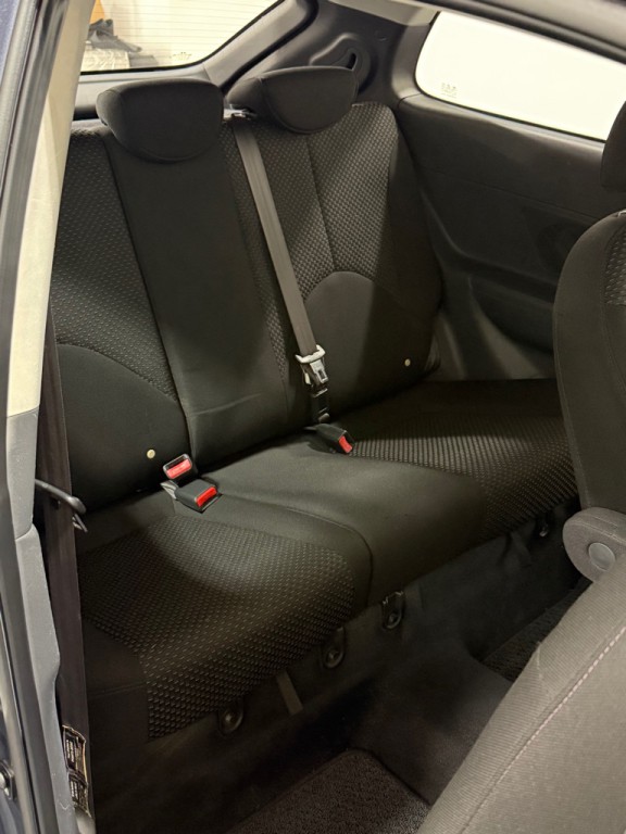 2008 Hyundai Accent Image 10