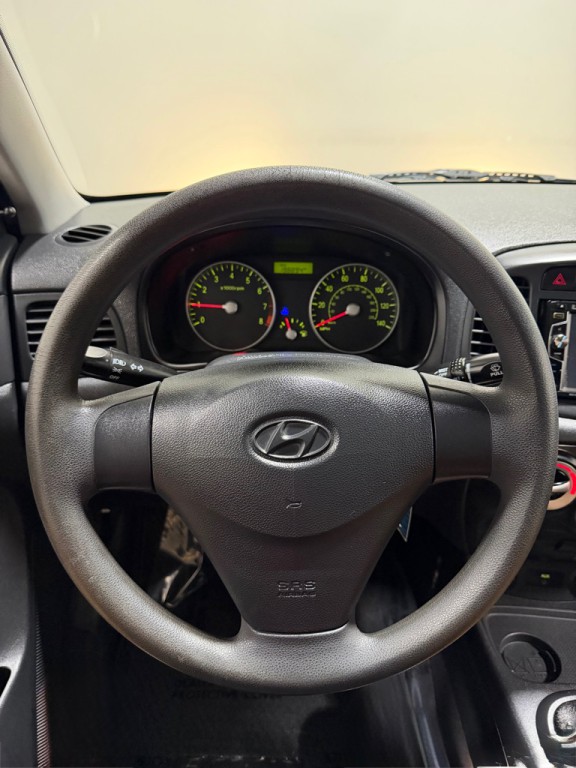 2008 Hyundai Accent Image 14