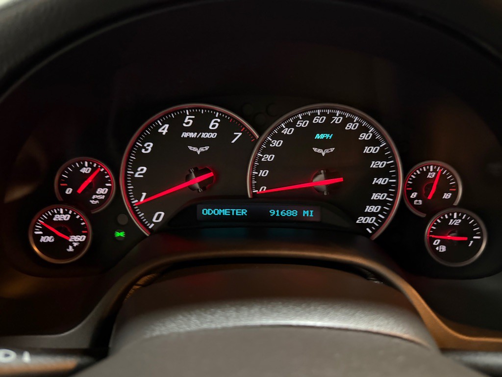 2012 Chevrolet Corvette Image 11
