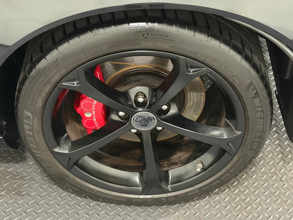 2012 Chevrolet Corvette Image 18