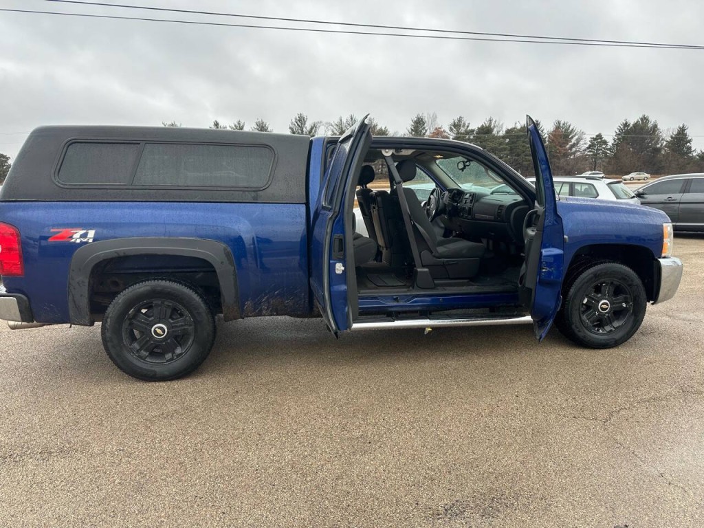 2013 Chevrolet Silverado 1500 Image 2