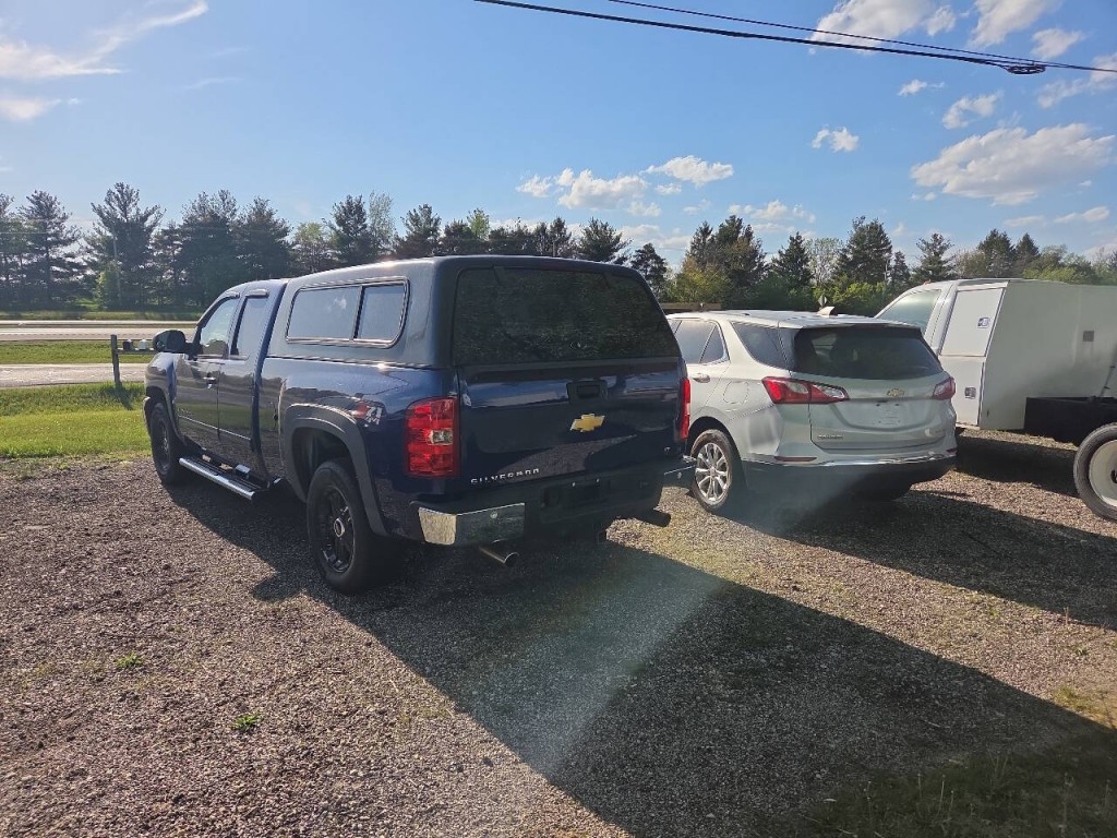 2013 Chevrolet Silverado 1500 Image 2