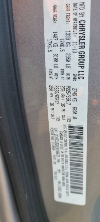 2014 Chrysler Town & Country Image 8