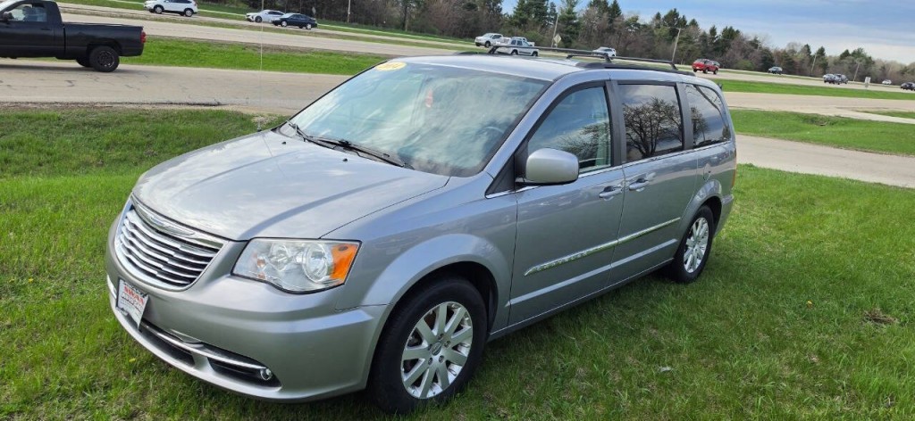 2014 Chrysler Town & Country Touring