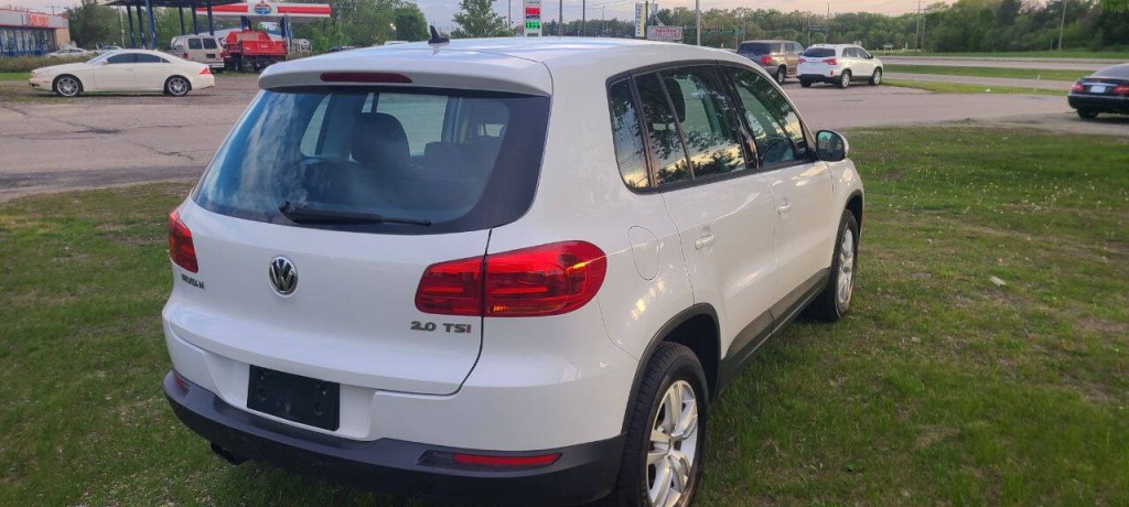 2013 Volkswagen Tiguan Image 4