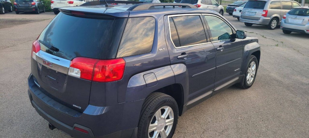 2014 GMC Terrain Image 2