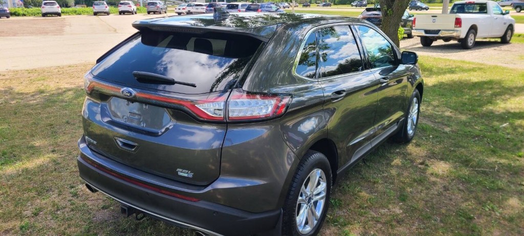 2017 Ford Edge Image 6