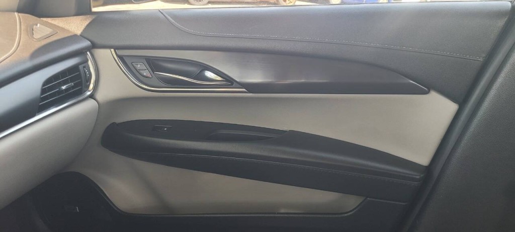 2015 Cadillac ATS Image 13