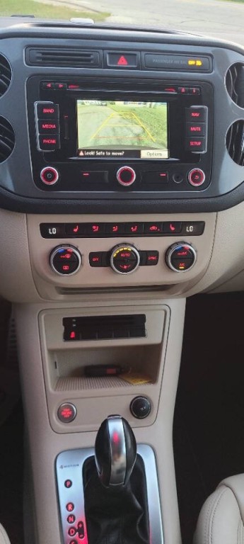 2014 Volkswagen Tiguan Image 11