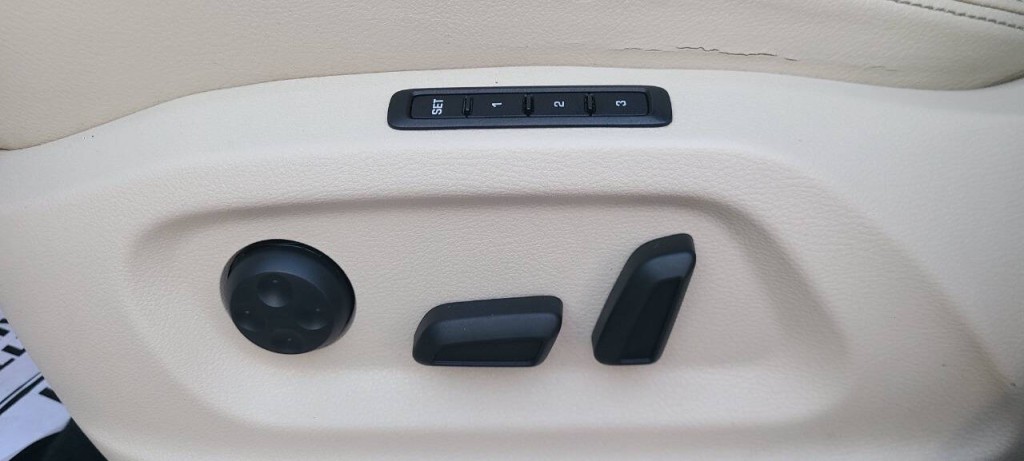 2014 Volkswagen Tiguan Image 16