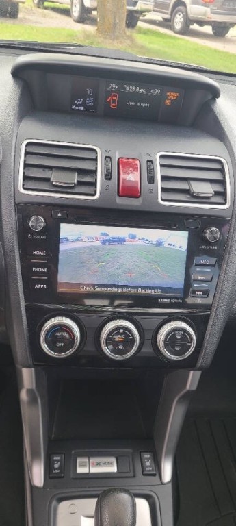2016 Subaru Forester Image 11