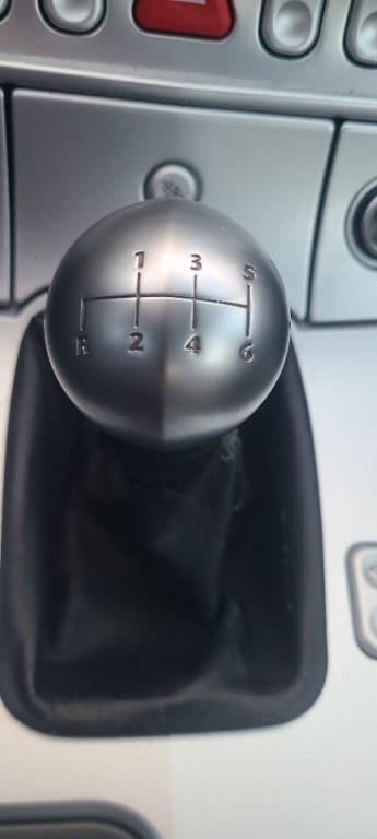 2006 Chrysler Crossfire Image 11