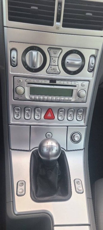 2006 Chrysler Crossfire Image 12