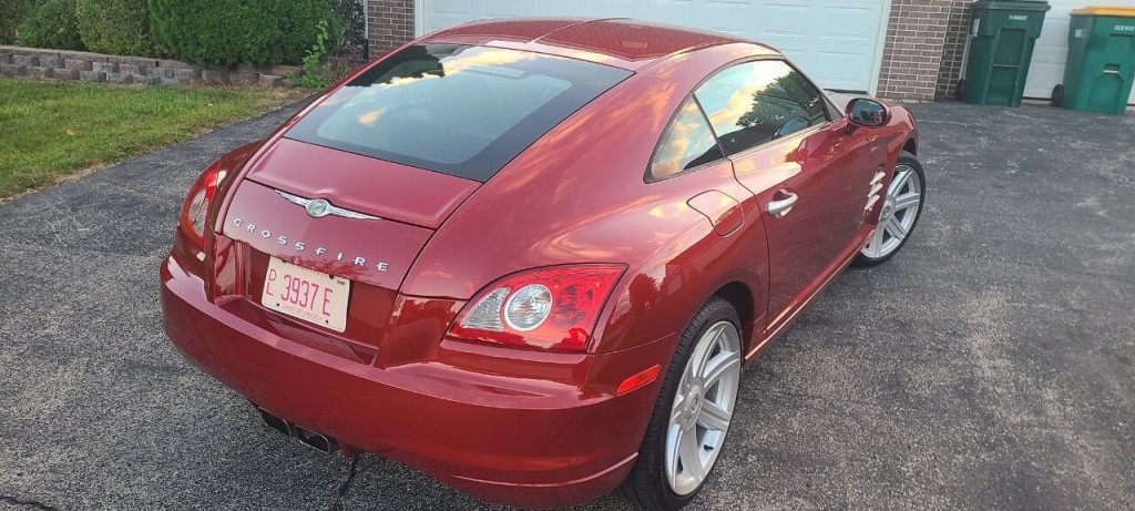 2006 Chrysler Crossfire Image 4