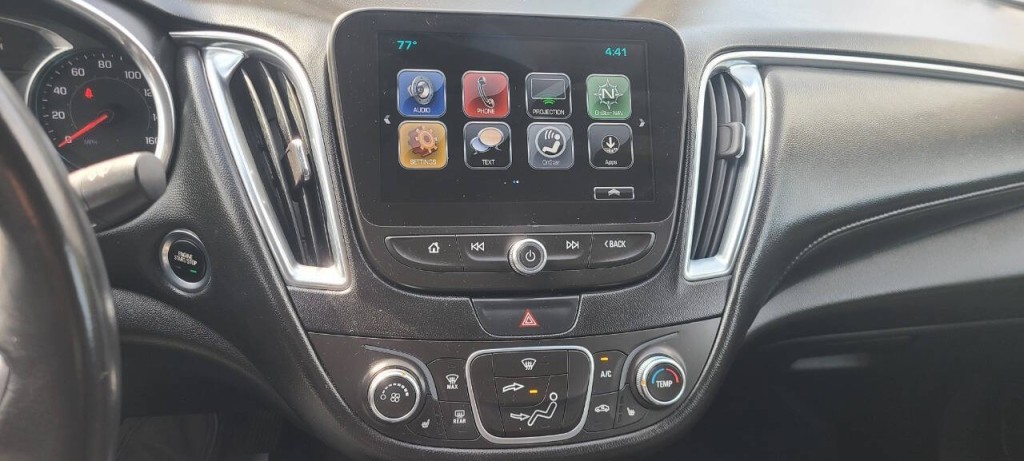 2018 Chevrolet Malibu Image 15