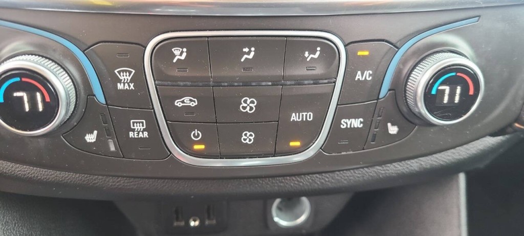 2018 Chevrolet Traverse Image 11