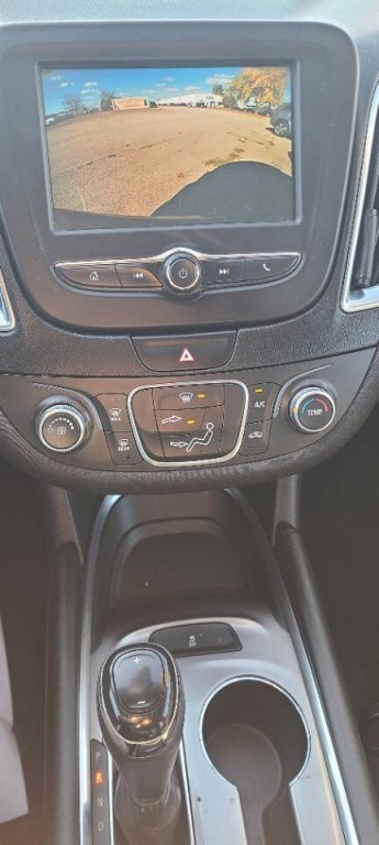 2018 Chevrolet Malibu Image 12