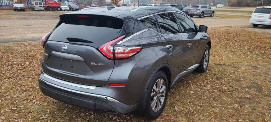 2017 Nissan Murano Image 2