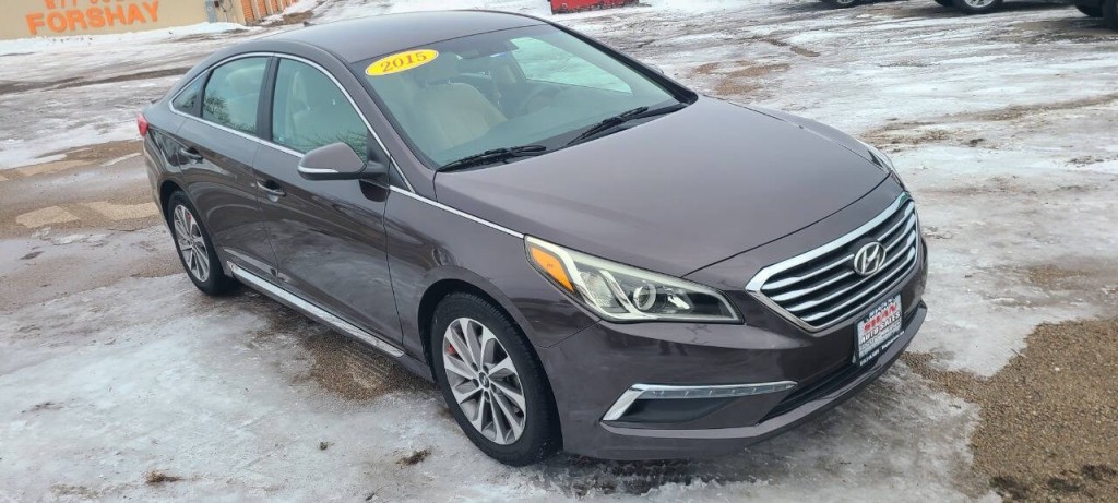 2015 Hyundai Sonata Image 2
