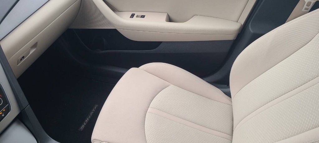 2015 Hyundai Sonata Image 9