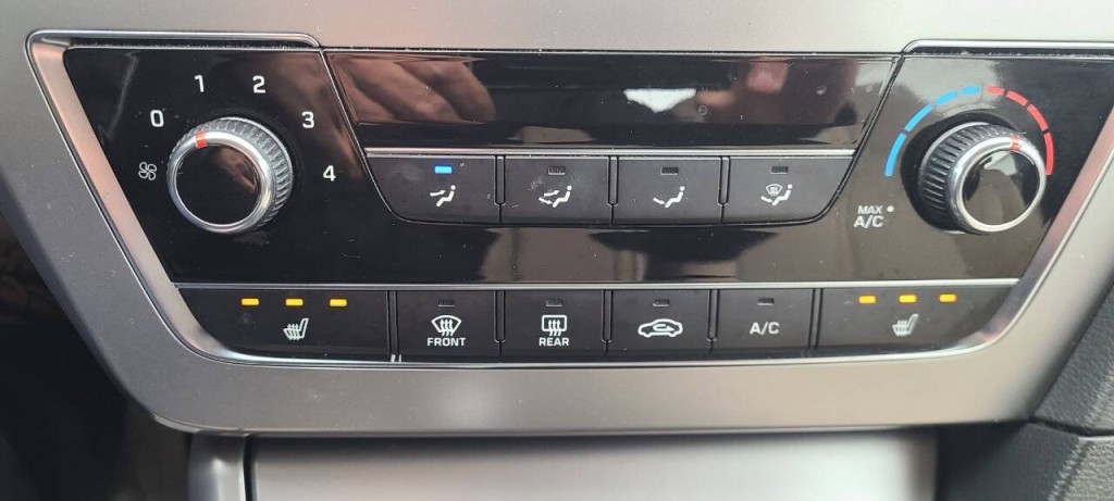 2015 Hyundai Sonata Image 12