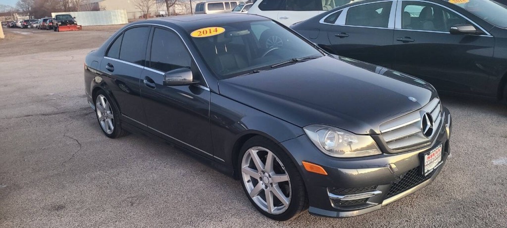 2014 Mercedes-Benz C-Class Image 1