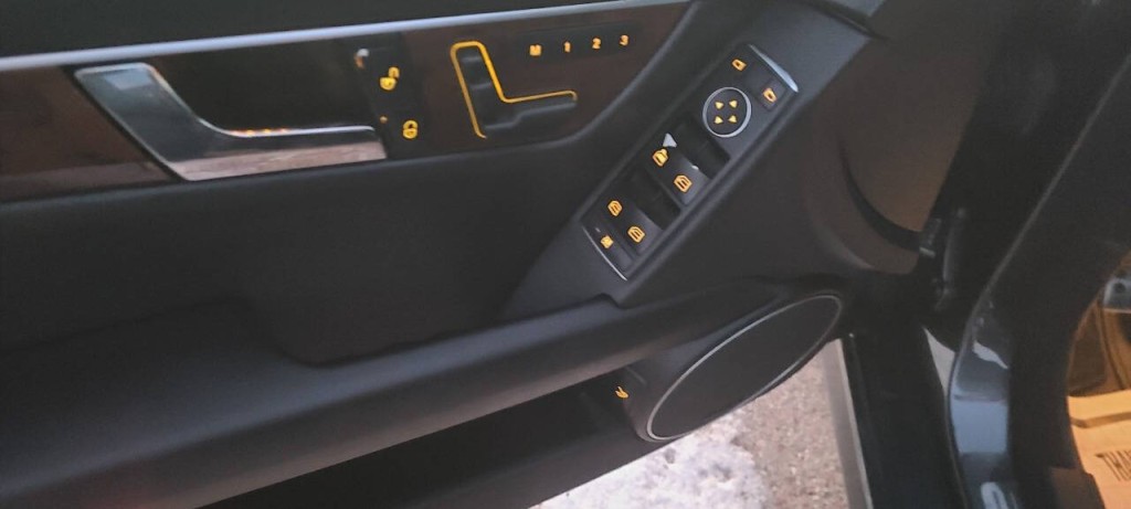 2014 Mercedes-Benz C-Class Image 7