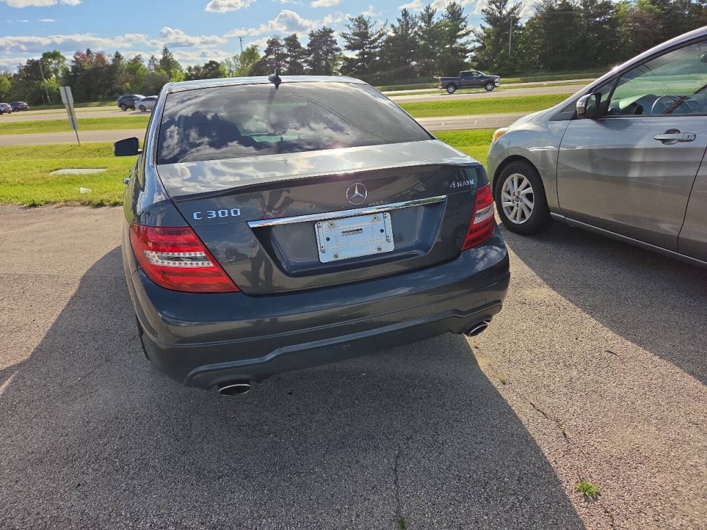 2014 Mercedes-Benz C-Class Image 19