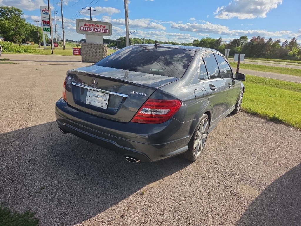 2014 Mercedes-Benz C-Class Image 20